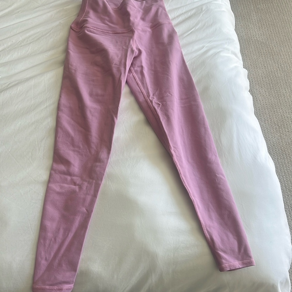 Alo pink leggings